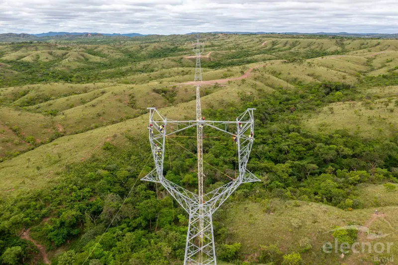 Foto de 71-linea-paracatu-brasil.webp