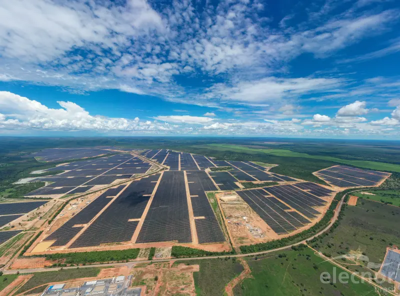 Picture of 72-parque-solar-fotovoltaico-arinos-rep.webp