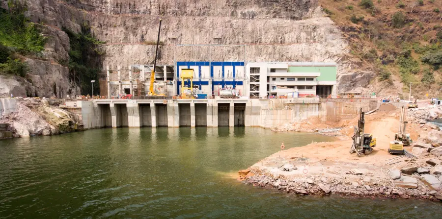 Foto de Elecnor se adjudica un contrato para una central hidroeléctrica en Camerún por 70 millones
